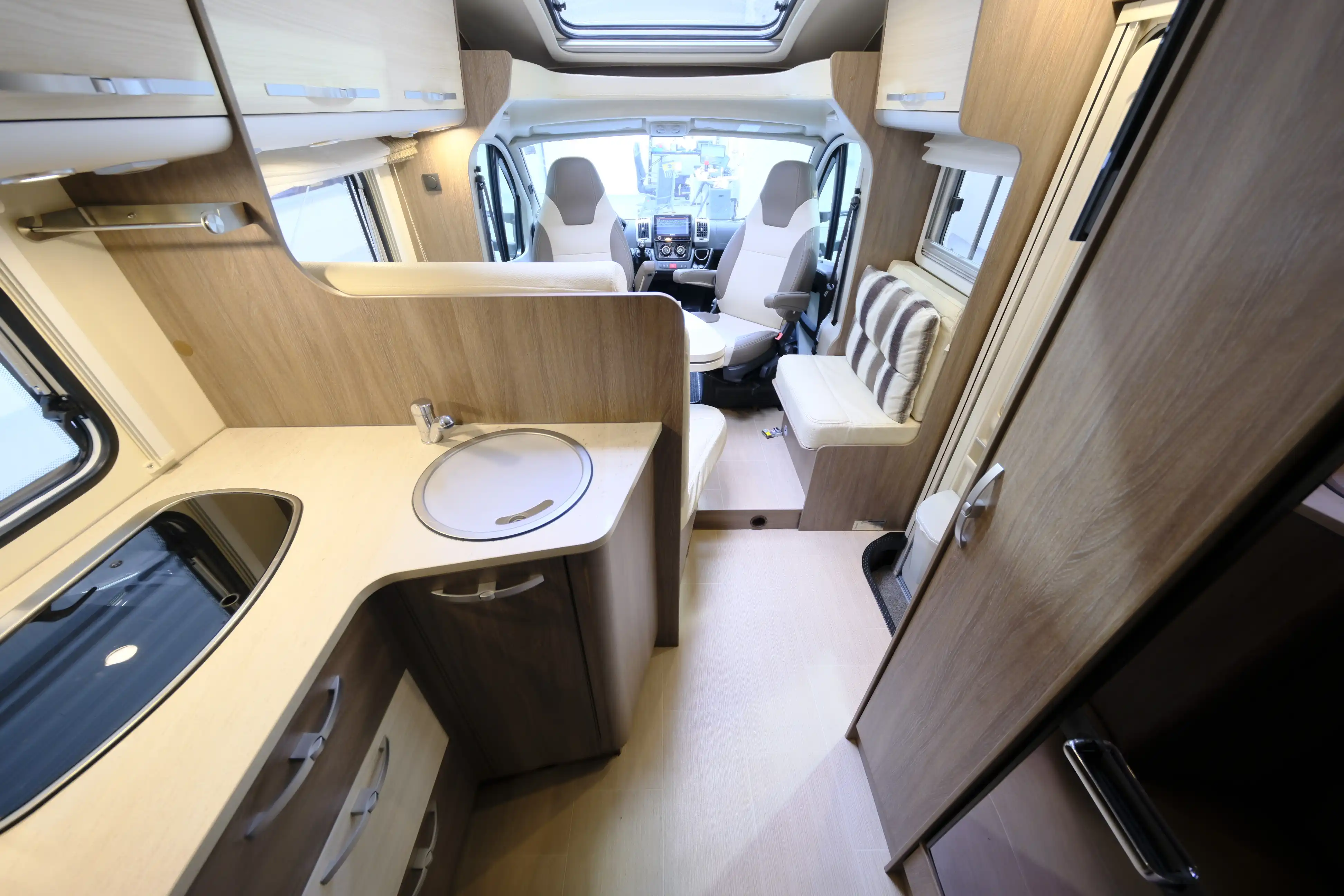 BUERSTNER Nexxo Time t 660 Summer - Ansicht 7